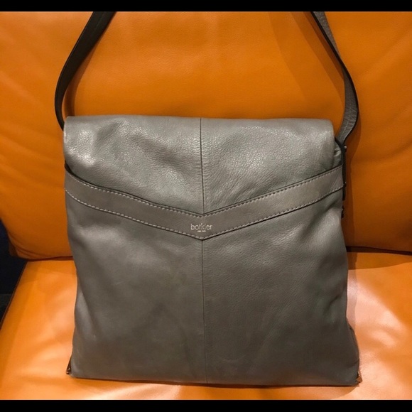 Botkier Irving Hobo with chain details - Picture 3 of 9